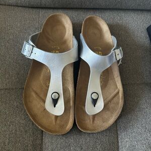 BIRKENSTOCK Gizeh Birko-Flor Metallic Silver Birko Flor Women’s 43 Us 12-12.5